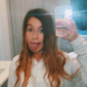 Meet your Posher, Evie